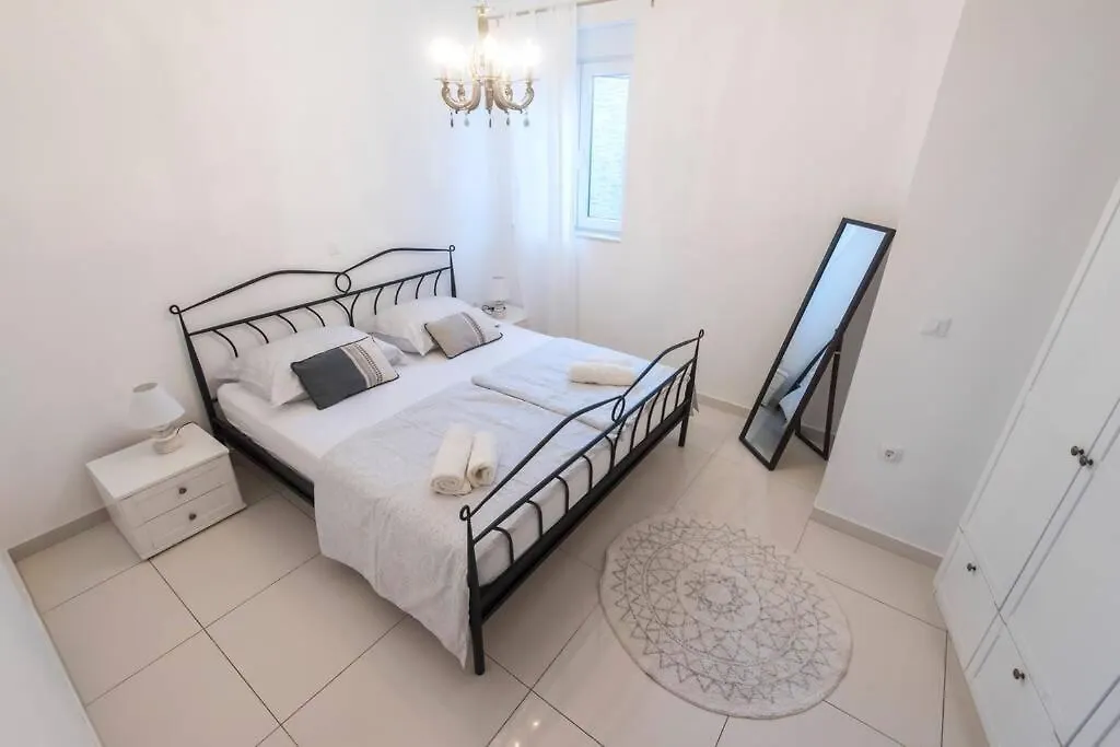 Apartman M&S 1 Kali, Otok Ugljan Apartment